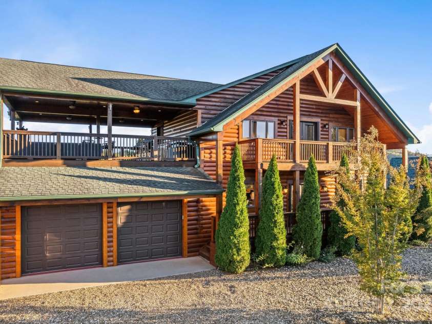 138 Silver Tree Lane, Lake Lure, NC 28746.  MLS# CAR4321297, YatesRealty ID 1173. 