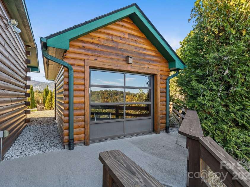 138 Silver Tree Lane, Lake Lure, NC 28746.  MLS# CAR4321297, YatesRealty ID 1173. 