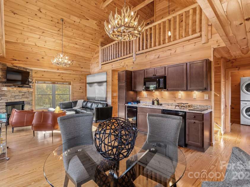 138 Silver Tree Lane, Lake Lure, NC 28746.  MLS# CAR4321297, YatesRealty ID 1173. 