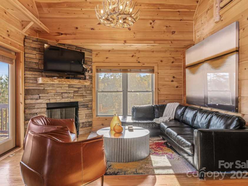 138 Silver Tree Lane, Lake Lure, NC 28746.  MLS# CAR4321297, YatesRealty ID 1173. 