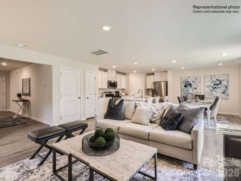 143 Spotted Way, Troutman, NC 28166.  MLS# CAR4370337, YatesRealty ID 11733. Family Room