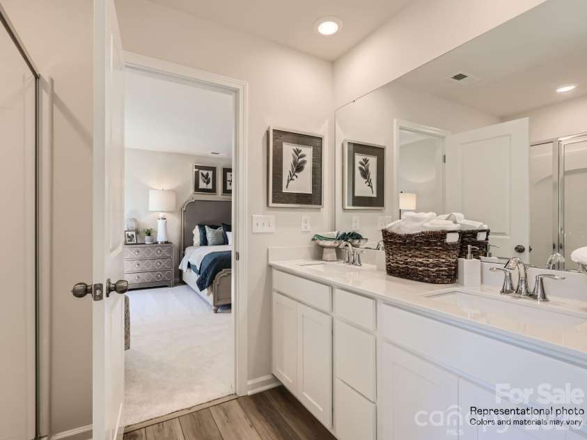 143 Spotted Way, Troutman, NC 28166.  MLS# CAR4370337, YatesRealty ID 11733. Primary Bathroom