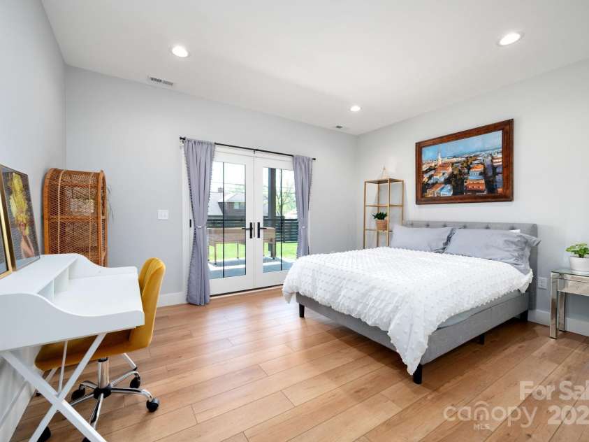 103 Pennsylvania Avenue, Asheville, NC 28806.  MLS# CAR4249512, YatesRealty ID 11734. Main Level Guest Bedroom