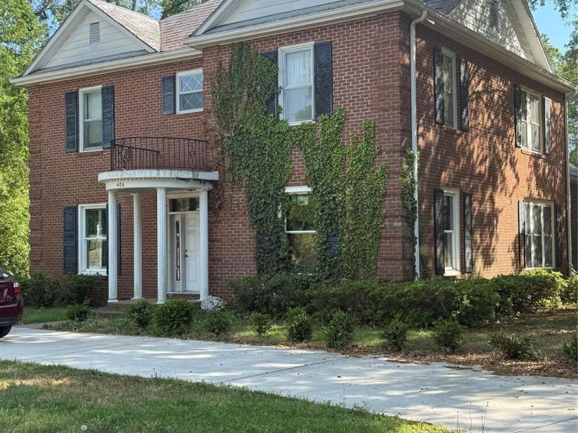 406 Main Street, Chesterfield, SC 29709.  MLS# CAR4370370, YatesRealty ID 11736. 
