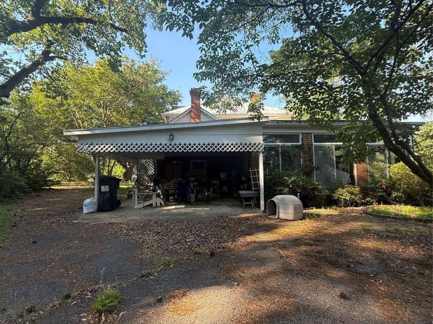 406 Main Street, Chesterfield, SC 29709.  MLS# CAR4370370, YatesRealty ID 11736. 