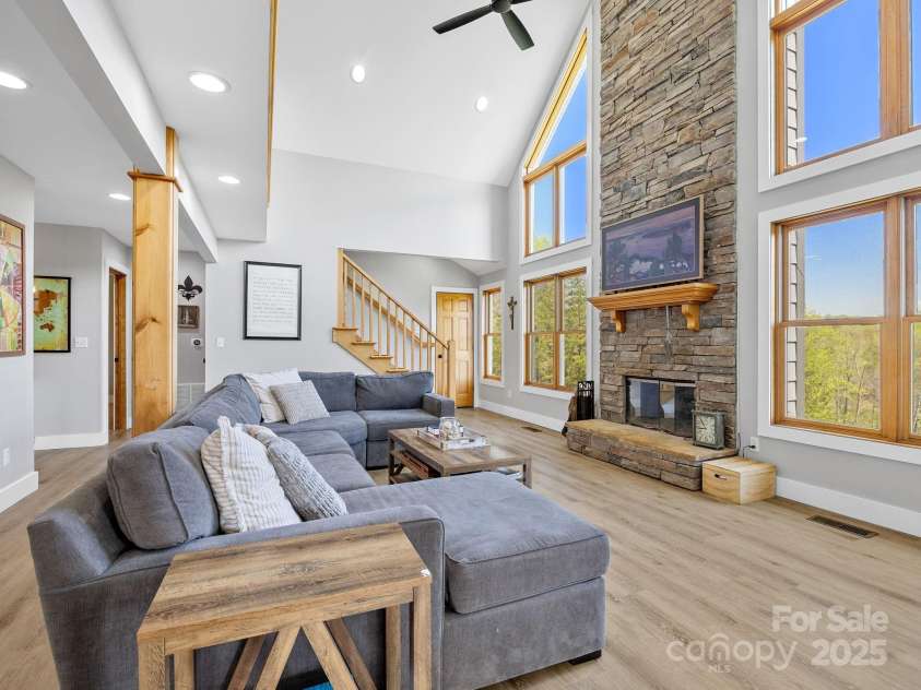 205 Arlys Lane, Tryon, NC 28782.  MLS# CAR4244860, YatesRealty ID 11737. 