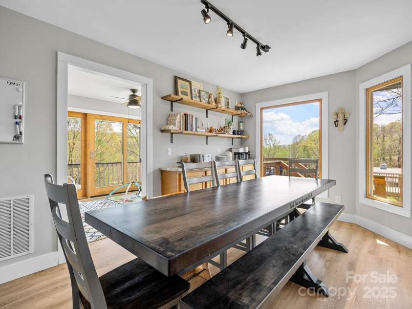 205 Arlys Lane, Tryon, NC 28782.  MLS# CAR4244860, YatesRealty ID 11737. 