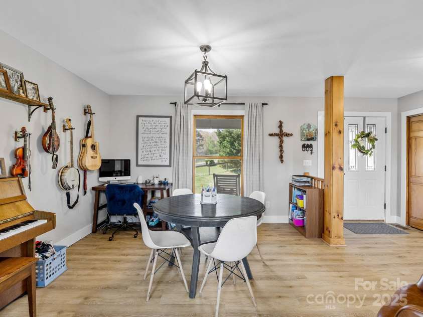 205 Arlys Lane, Tryon, NC 28782.  MLS# CAR4244860, YatesRealty ID 11737. 