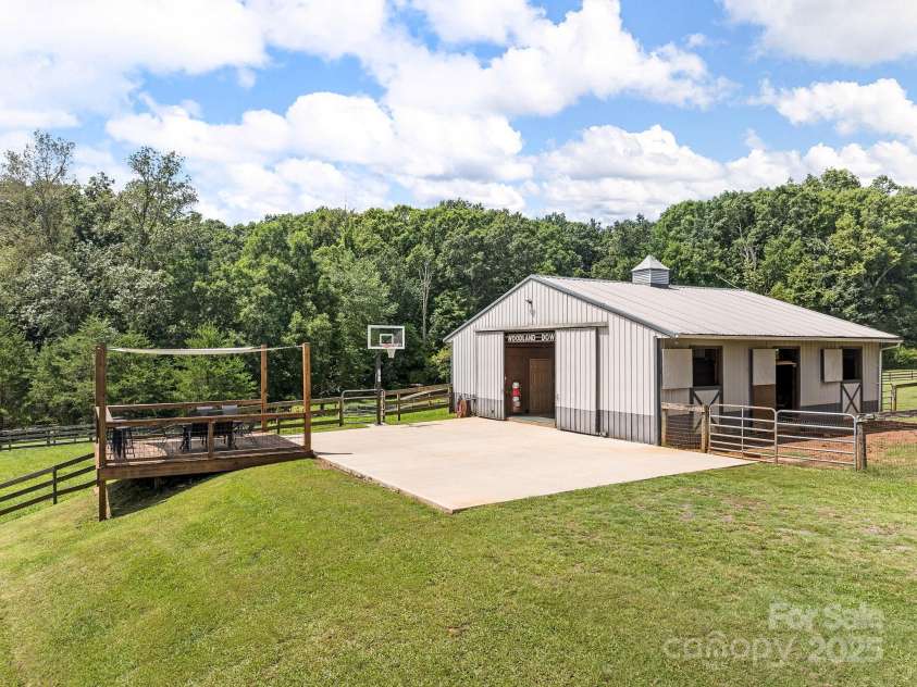 205 Arlys Lane, Tryon, NC 28782.  MLS# CAR4244860, YatesRealty ID 11737. 