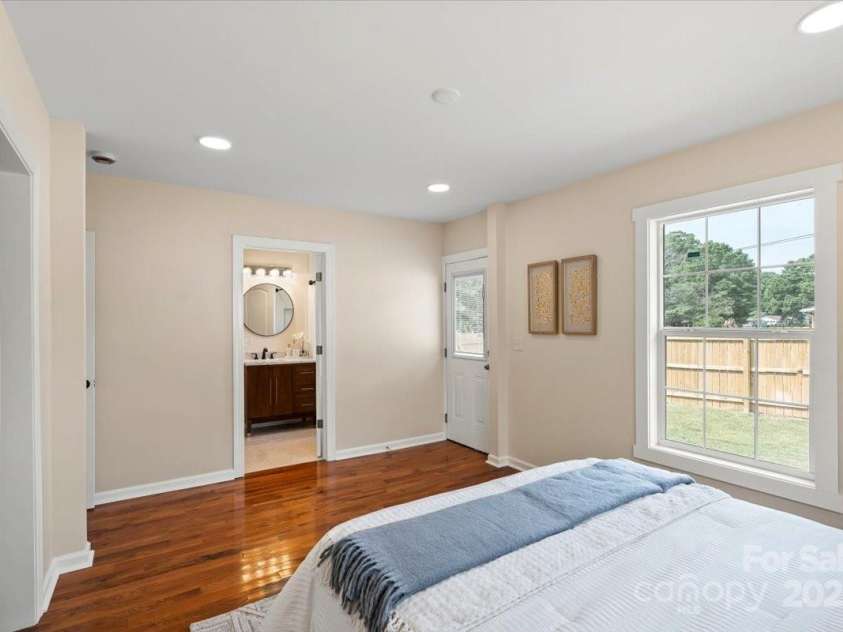 6034 Tuckaseegee Road, Charlotte, NC 28208.  MLS# CAR4253508, YatesRealty ID 11738. 