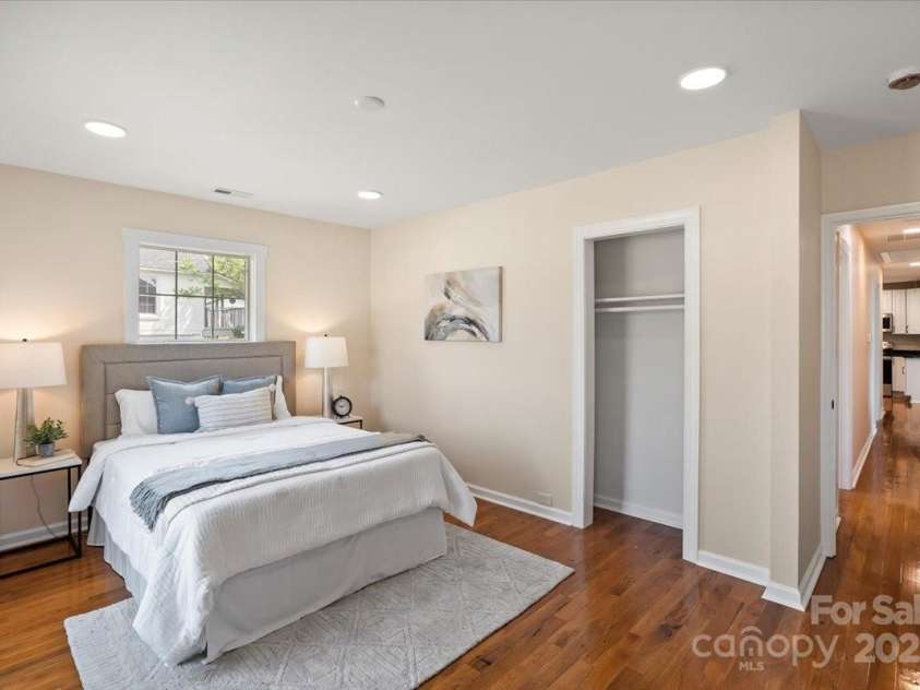 6034 Tuckaseegee Road, Charlotte, NC 28208.  MLS# CAR4253508, YatesRealty ID 11738. 