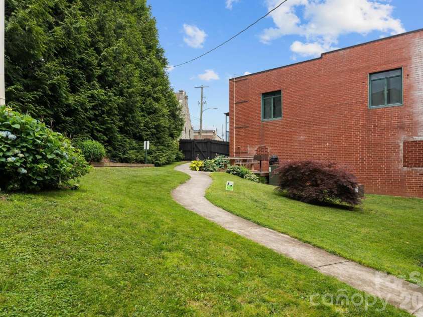 108 Jefferson Station Place, West Jefferson, NC 28694.  MLS# CAR4370131, YatesRealty ID 11739. Common Area
