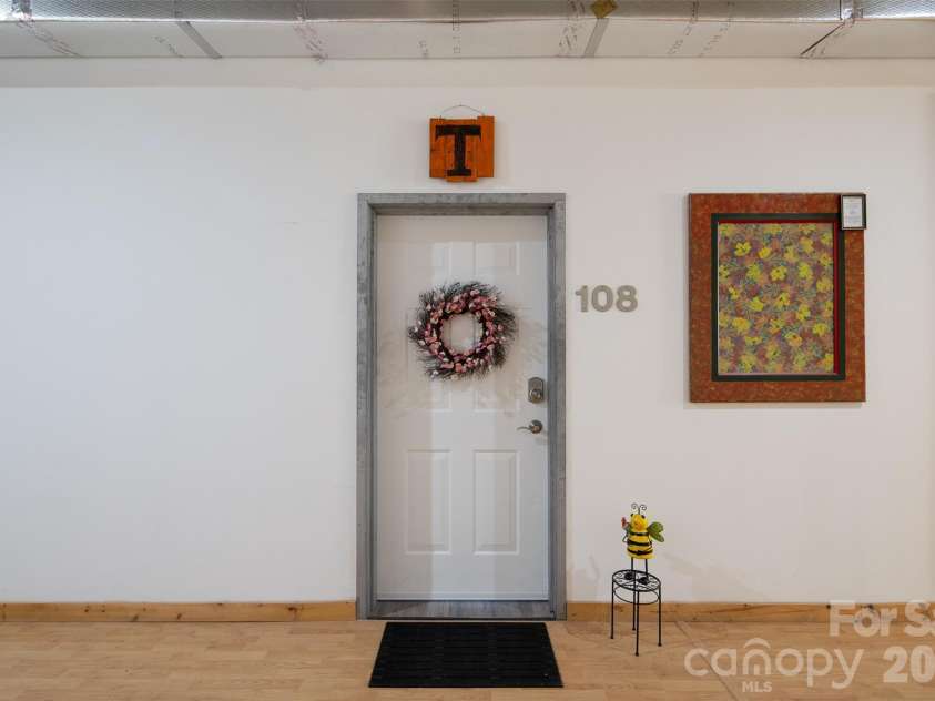 108 Jefferson Station Place, West Jefferson, NC 28694.  MLS# CAR4370131, YatesRealty ID 11739. Welcome!