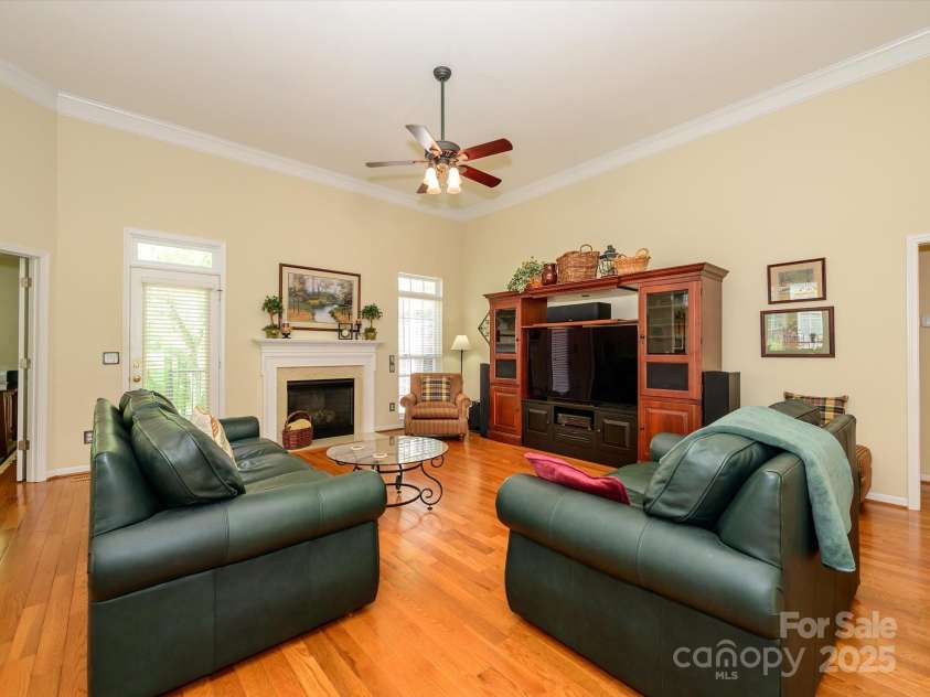 11778 Crossroads Place, Concord, NC 28025.  MLS# CAR4246103, YatesRealty ID 11739. 