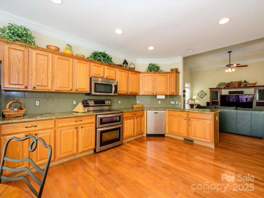 11778 Crossroads Place, Concord, NC 28025.  MLS# CAR4246103, YatesRealty ID 11739. 