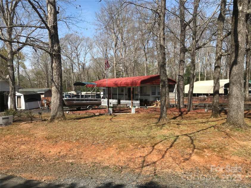 149 Deer Park Road, Mount Gilead, NC 27306.  MLS# CAR4240535, YatesRealty ID 1174. 