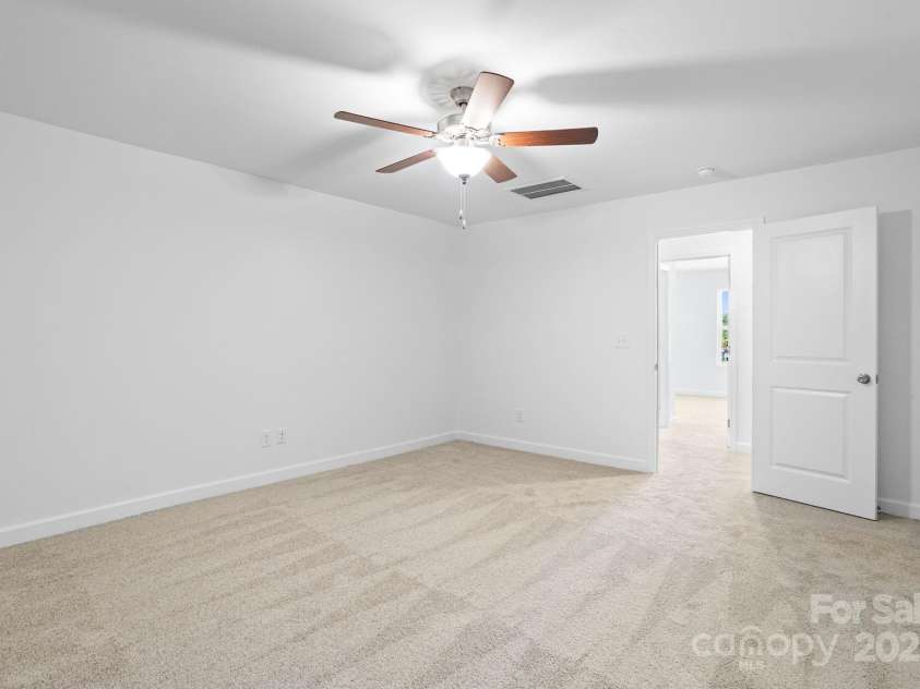 301 Beeson Court, Clemmons, NC 27012.  MLS# CAR4254777, YatesRealty ID 11740. Bonus Room/Bedroom
