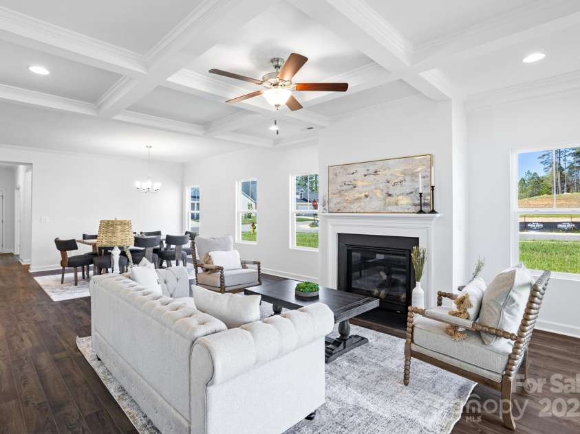 301 Beeson Court, Clemmons, NC 27012.  MLS# CAR4254777, YatesRealty ID 11740. Great Room, notice the Coffer Ceilings, trim and detailing.