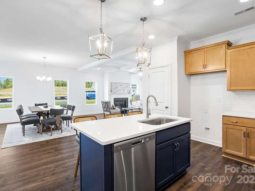 301 Beeson Court, Clemmons, NC 27012.  MLS# CAR4254777, YatesRealty ID 11740. Kitchen, Dining and Great Room