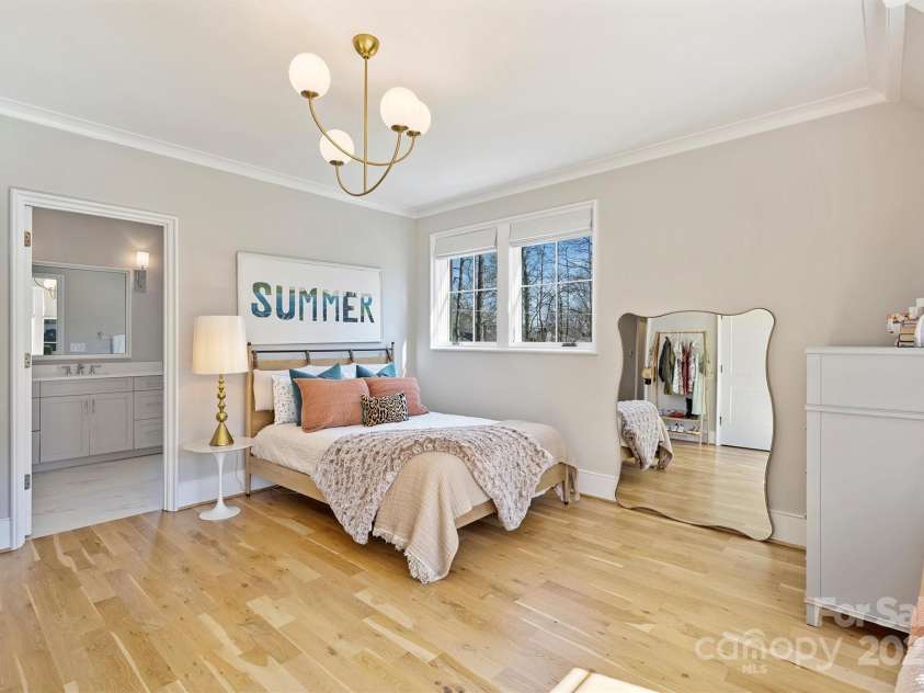 2509 Montrose Court, Charlotte, NC 28207.  MLS# CAR4228523, YatesRealty ID 11741. Bedroom Suite 5