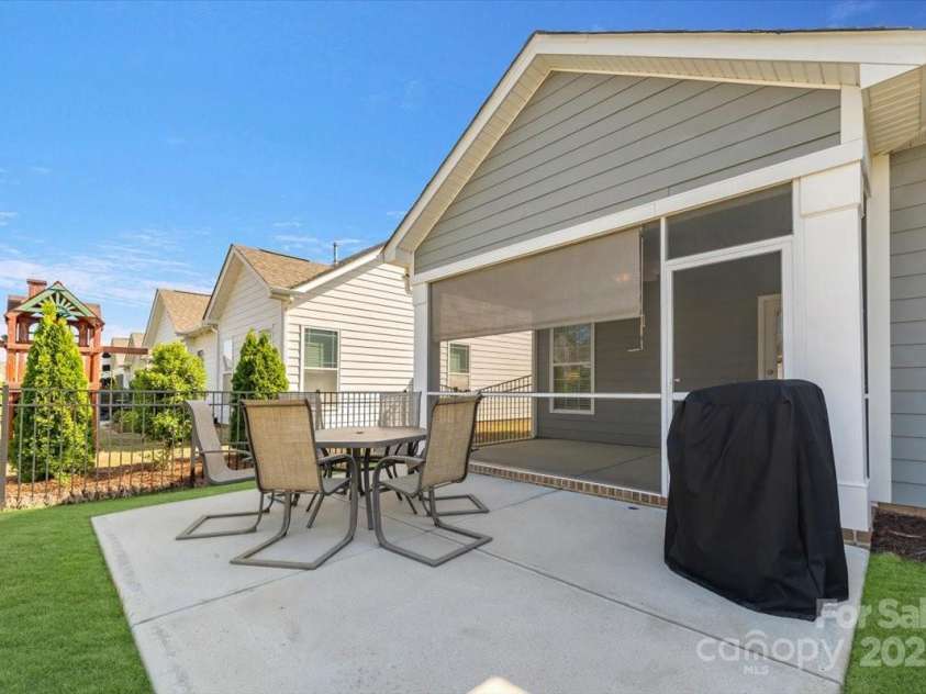 13311 Union Square Drive, Huntersville, NC 28078.  MLS# CAR4243205, YatesRealty ID 11742. Back Patio /Screen Porch