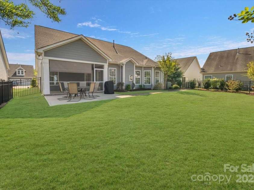 13311 Union Square Drive, Huntersville, NC 28078.  MLS# CAR4243205, YatesRealty ID 11742. Back view
