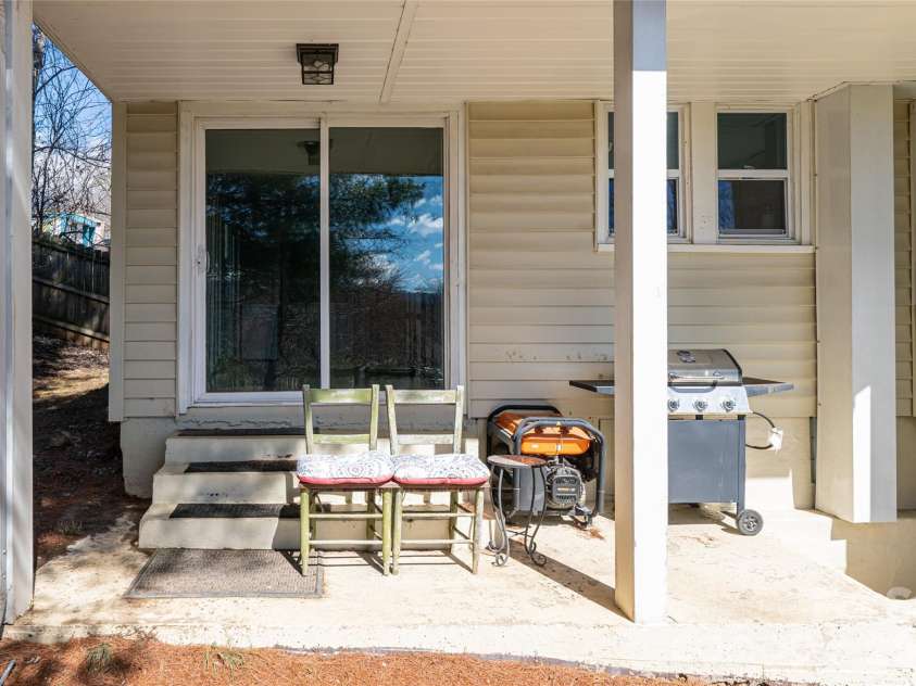 203 Pine Street, Candler, NC 28715.  MLS# CAR4357033, YatesRealty ID 11742. 