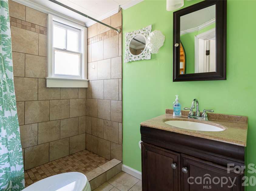 203 Pine Street, Candler, NC 28715.  MLS# CAR4357033, YatesRealty ID 11742. 
