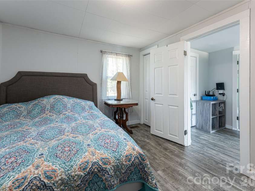 203 Pine Street, Candler, NC 28715.  MLS# CAR4357033, YatesRealty ID 11742. 