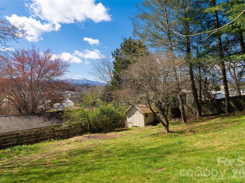 203 Pine Street, Candler, NC 28715.  MLS# CAR4357033, YatesRealty ID 11742. 