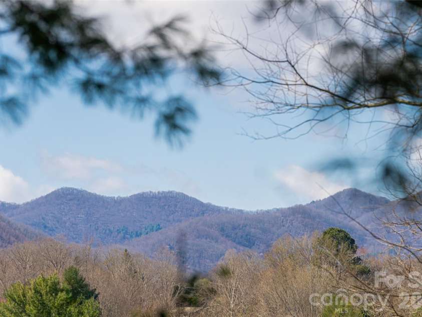 203 Pine Street, Candler, NC 28715.  MLS# CAR4357033, YatesRealty ID 11742. 