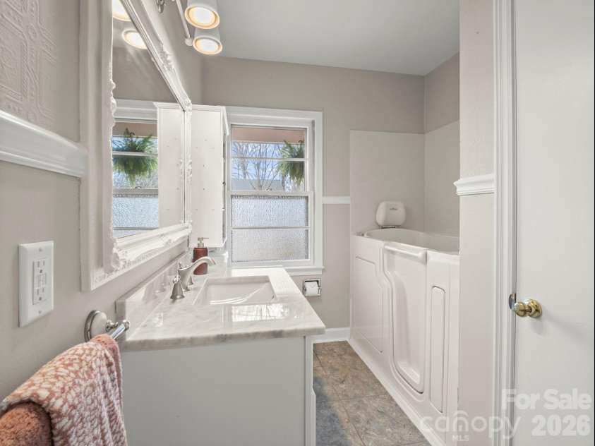 204 Fernwood Drive, Rutherfordton, NC 28139.  MLS# CAR4350557, YatesRealty ID 11744. Master bath