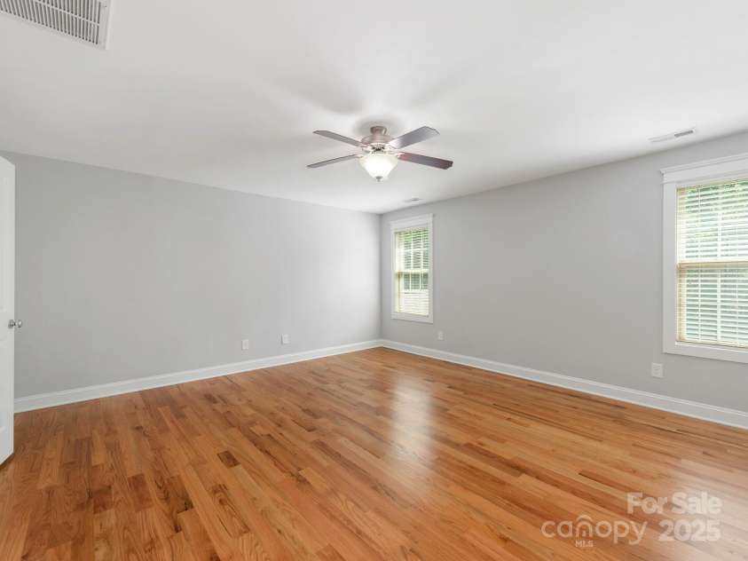 3725 Windbluff Drive, Charlotte, NC 28277.  MLS# CAR4250804, YatesRealty ID 11744. 