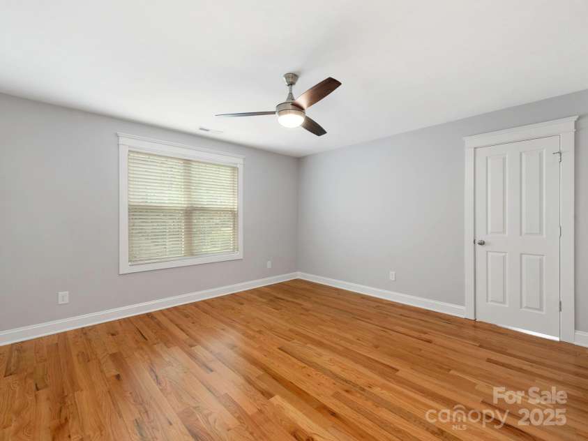 3725 Windbluff Drive, Charlotte, NC 28277.  MLS# CAR4250804, YatesRealty ID 11744. 