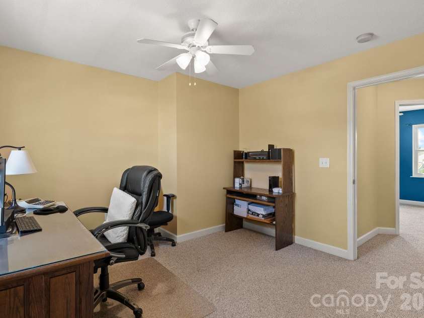307 Roxbury Place, Arden, NC 28704.  MLS# CAR4367597, YatesRealty ID 11745. 