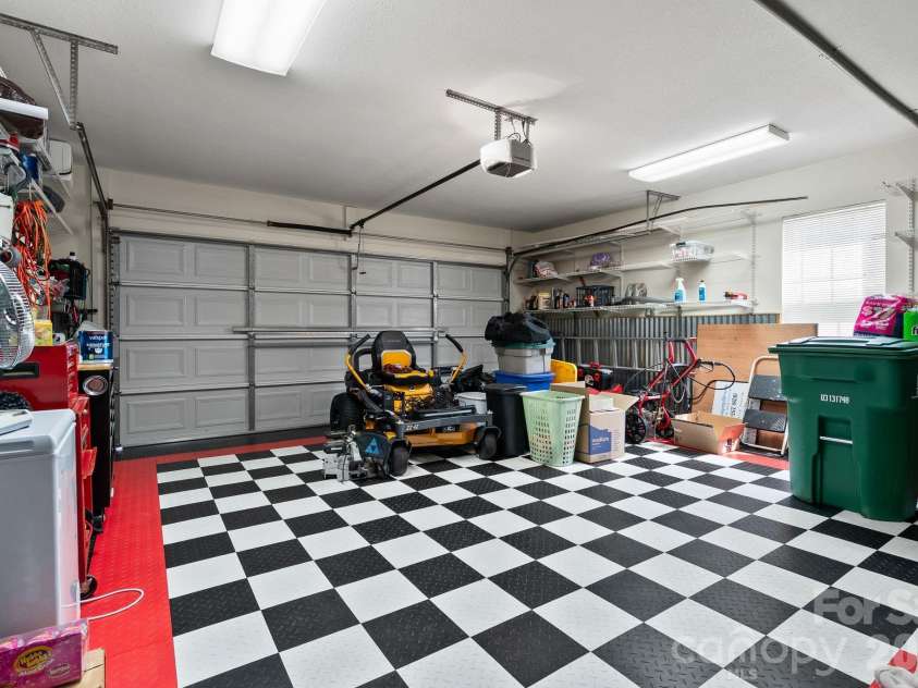 307 Roxbury Place, Arden, NC 28704.  MLS# CAR4367597, YatesRealty ID 11745. 