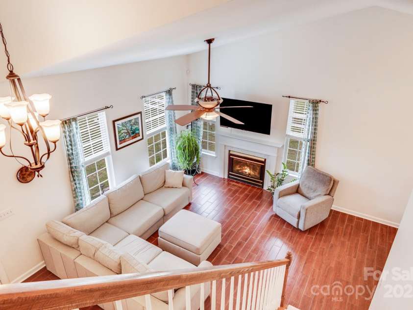 6910 Birdsong Lane, Waxhaw, NC 28173.  MLS# CAR4253788, YatesRealty ID 11745. Spacious great room