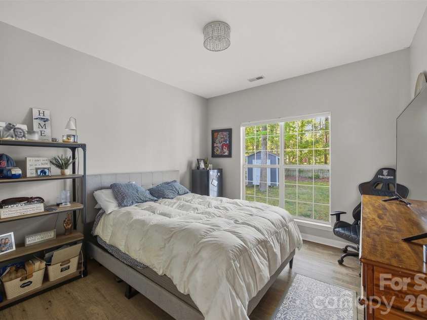 10008 Prosperity Point Lane, Charlotte, NC 28269.  MLS# CAR4362897, YatesRealty ID 11746. Bedroom #2