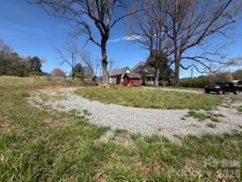 2231 US 221 Highway, Rutherfordton, NC 28139.  MLS# CAR4369996, YatesRealty ID 11747. 