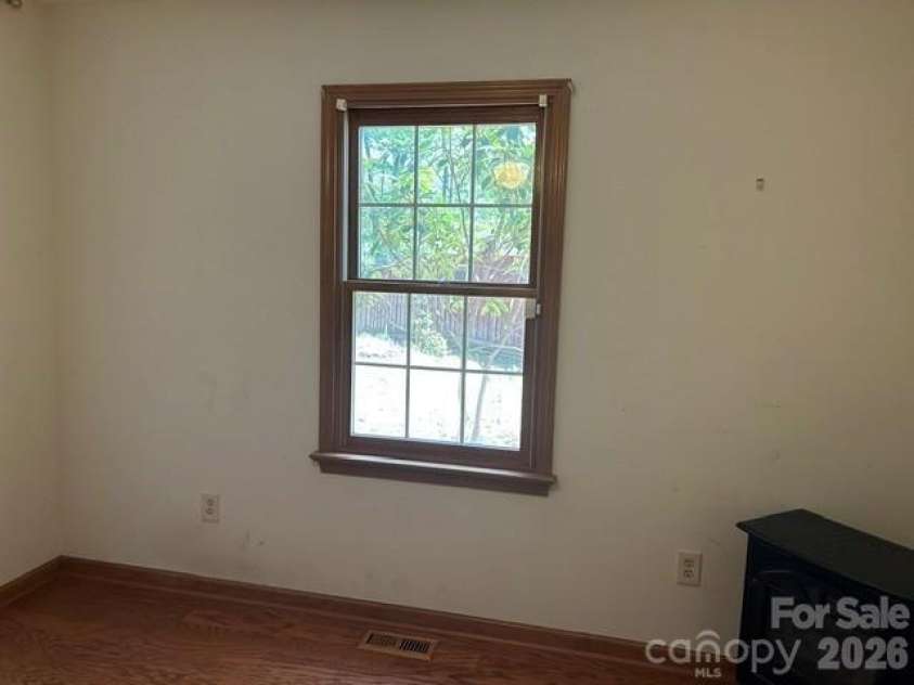 2276 Nature Lane, Lenoir, NC 28645.  MLS# CAR4366600, YatesRealty ID 11751. 