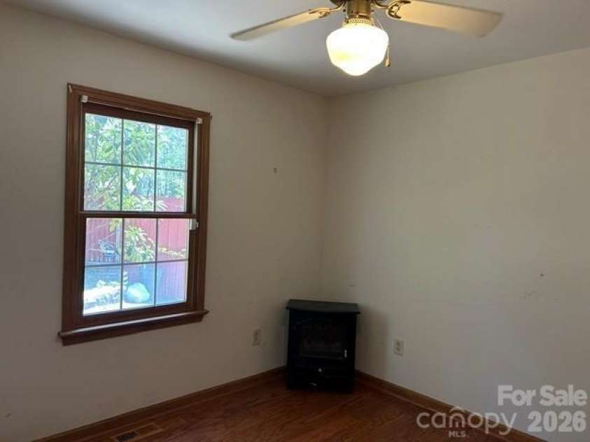 2276 Nature Lane, Lenoir, NC 28645.  MLS# CAR4366600, YatesRealty ID 11751. 