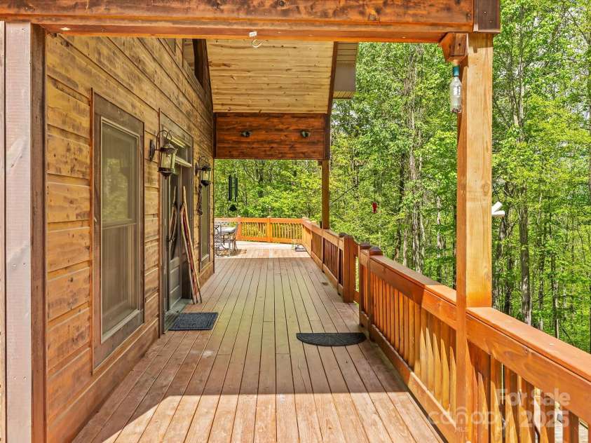 917 Otter Mountain Road, Topton, NC 28781.  MLS# CAR4255852, YatesRealty ID 11751. 