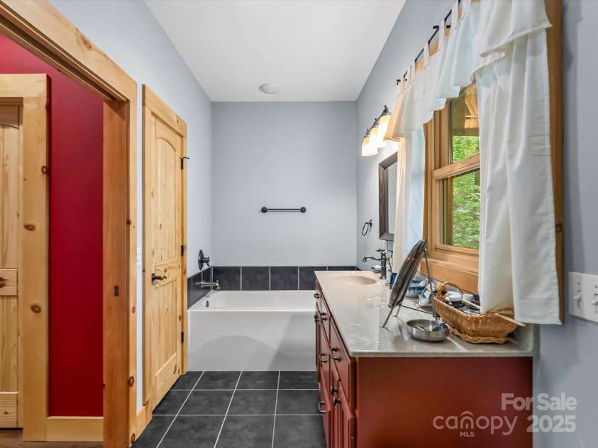 917 Otter Mountain Road, Topton, NC 28781.  MLS# CAR4255852, YatesRealty ID 11751. 