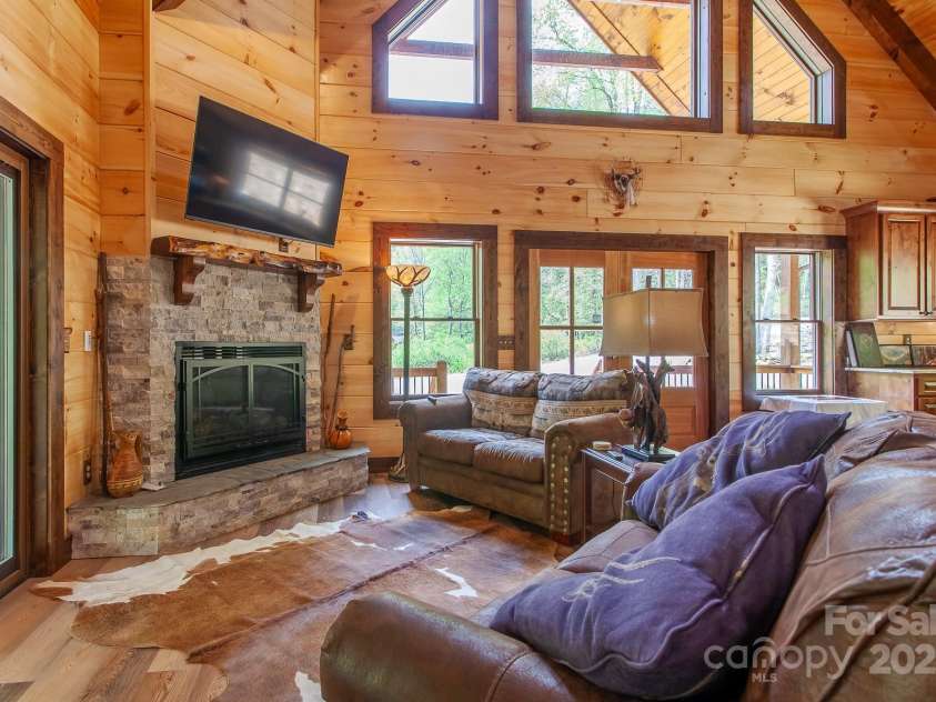 91 Riverview Drive, Robbinsville, NC 28771.  MLS# CAR4257153, YatesRealty ID 11752. 