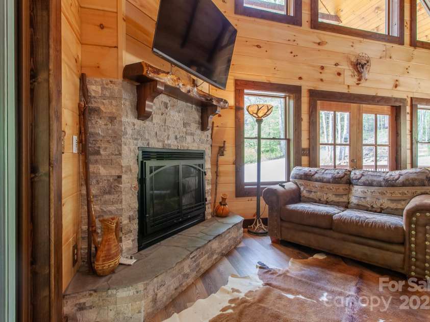 91 Riverview Drive, Robbinsville, NC 28771.  MLS# CAR4257153, YatesRealty ID 11752. 