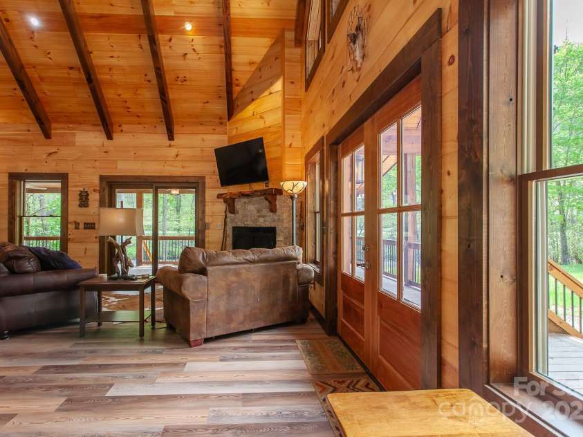 91 Riverview Drive, Robbinsville, NC 28771.  MLS# CAR4257153, YatesRealty ID 11752. 