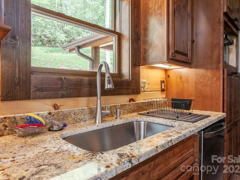 91 Riverview Drive, Robbinsville, NC 28771.  MLS# CAR4257153, YatesRealty ID 11752. 