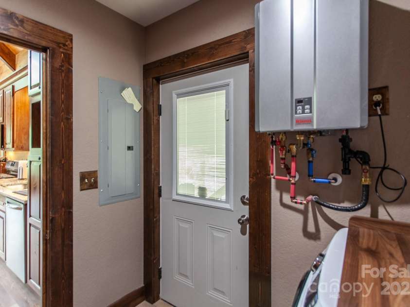 91 Riverview Drive, Robbinsville, NC 28771.  MLS# CAR4257153, YatesRealty ID 11752. 