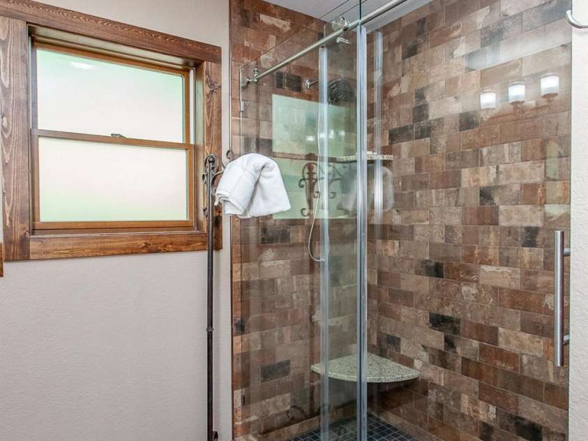 91 Riverview Drive, Robbinsville, NC 28771.  MLS# CAR4257153, YatesRealty ID 11752. 