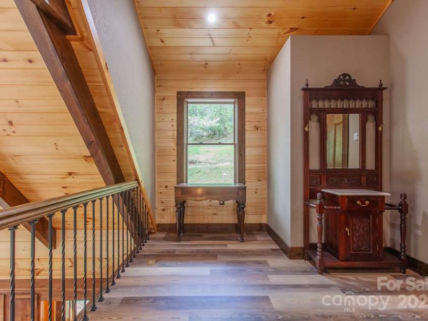 91 Riverview Drive, Robbinsville, NC 28771.  MLS# CAR4257153, YatesRealty ID 11752. 